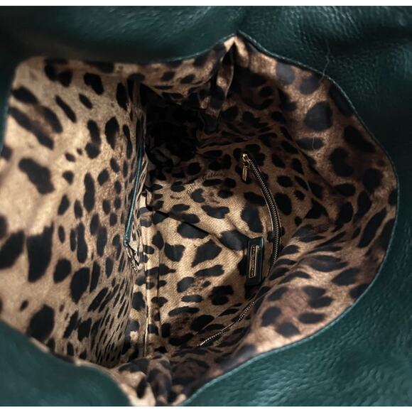 Dolce and Gabanna Fold Over Pebbled Leather Dark Green - Picture 11 of 13